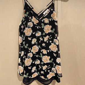 Women’s size small dress shirt. Brand:Sienna Sky